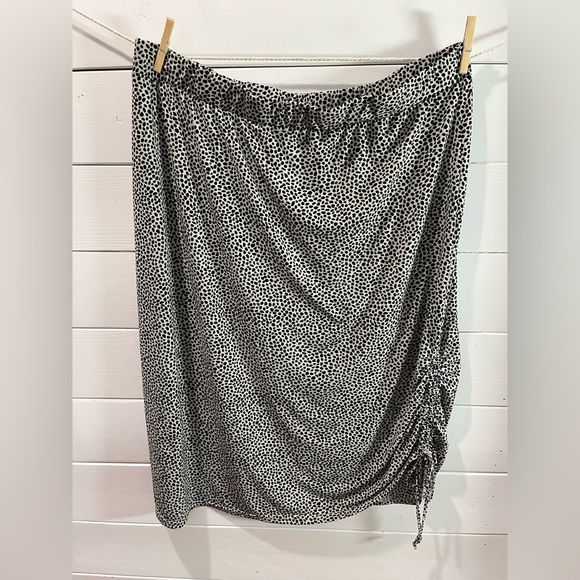 Ari & Clo Animal Print Drawstring Midi Skirt Size 22 - Picture 7 of 10